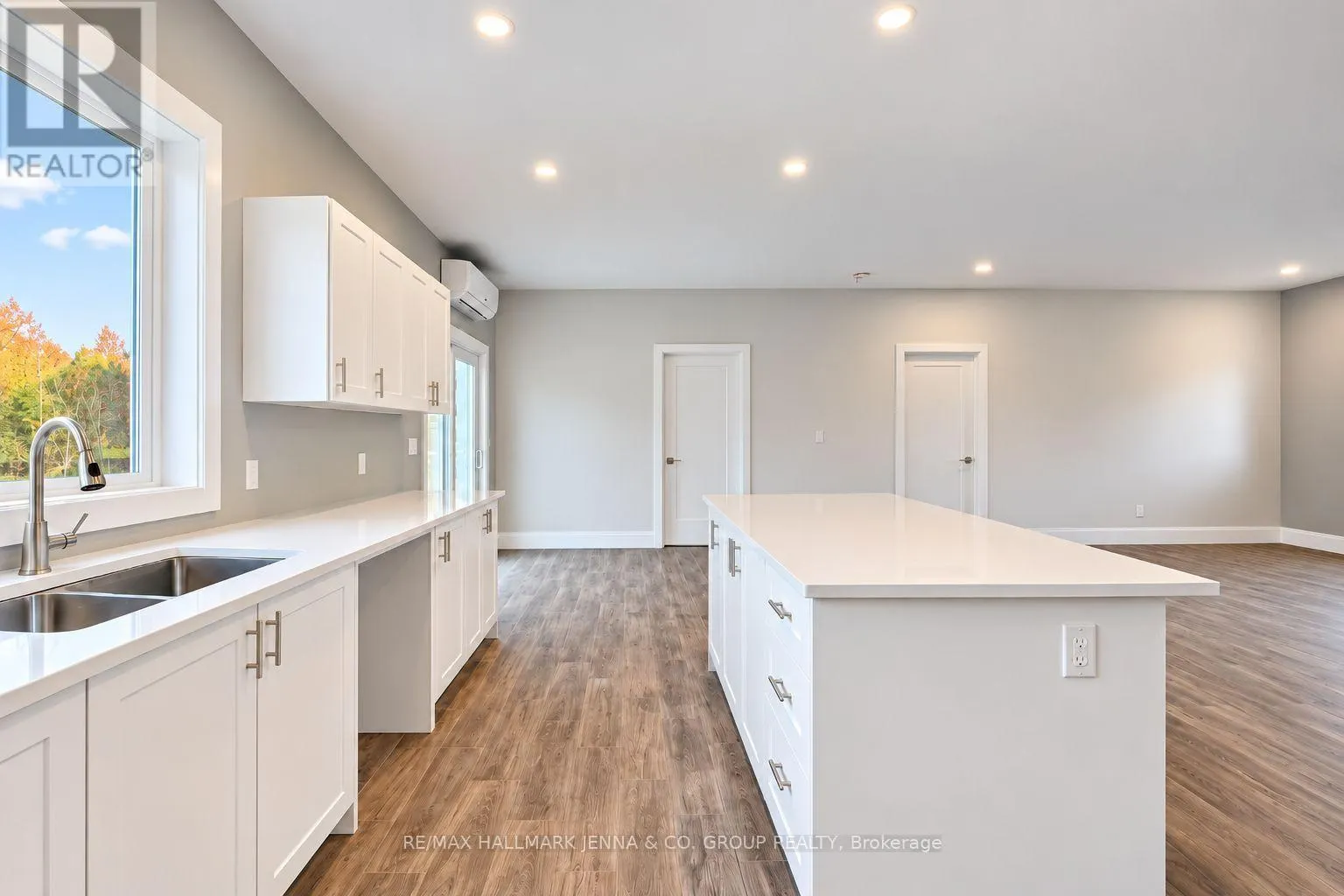 5498 HINCHINBROOKE ROAD