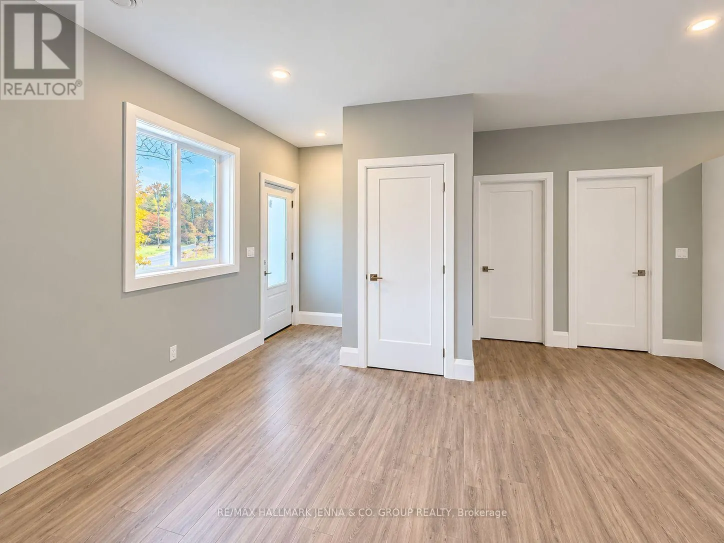 5498 HINCHINBROOKE ROAD