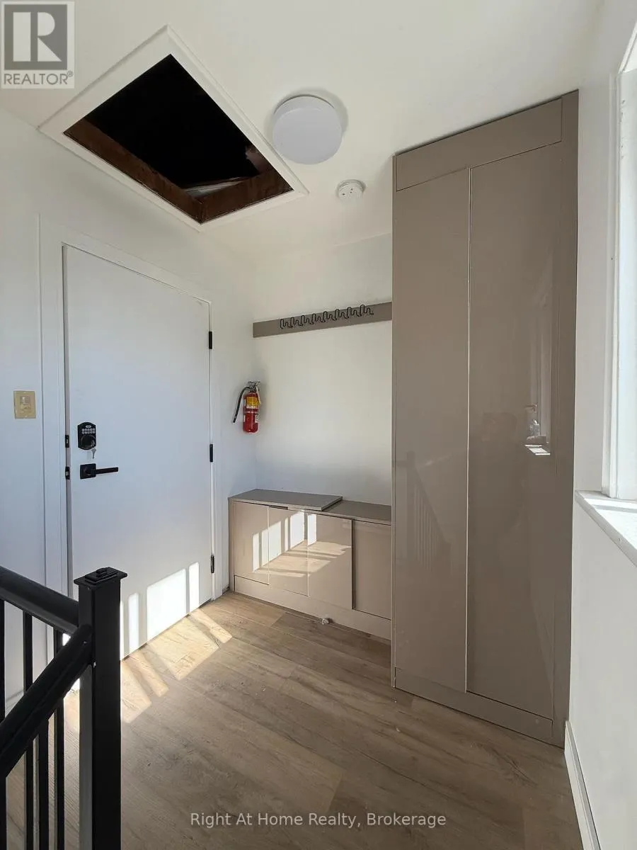 3 - 7 BALMORAL DRIVE #3