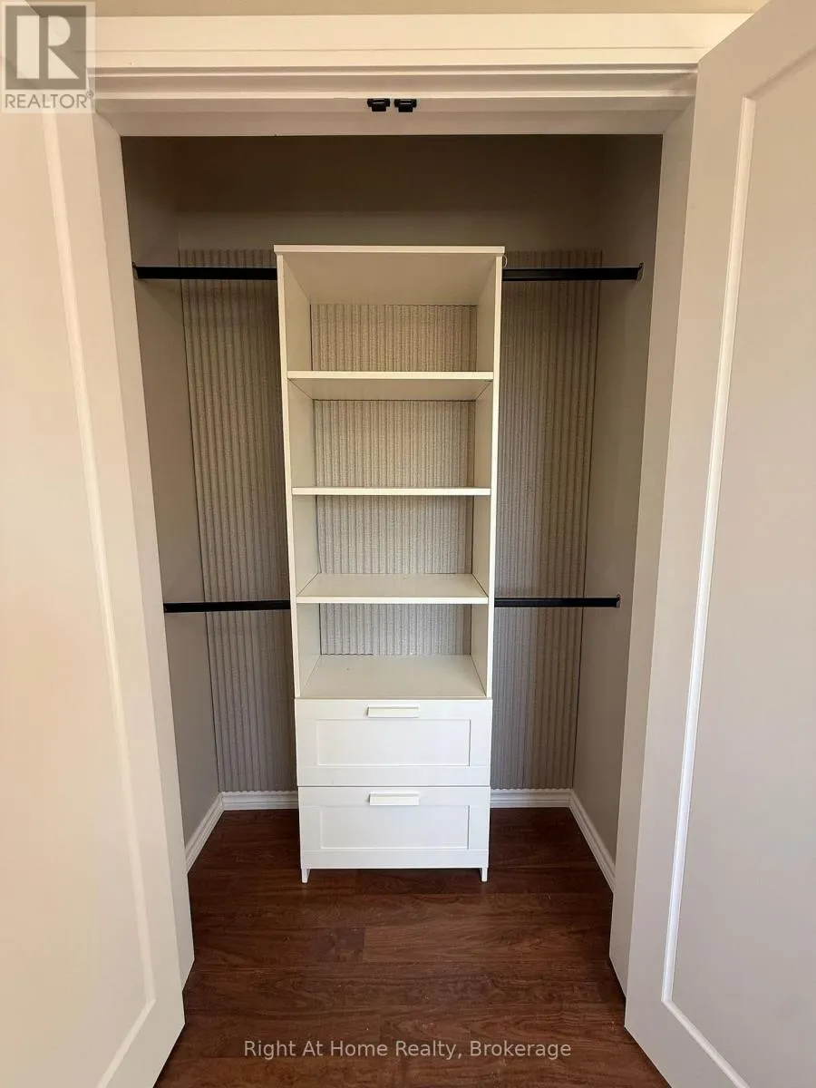 3 - 7 BALMORAL DRIVE #3
