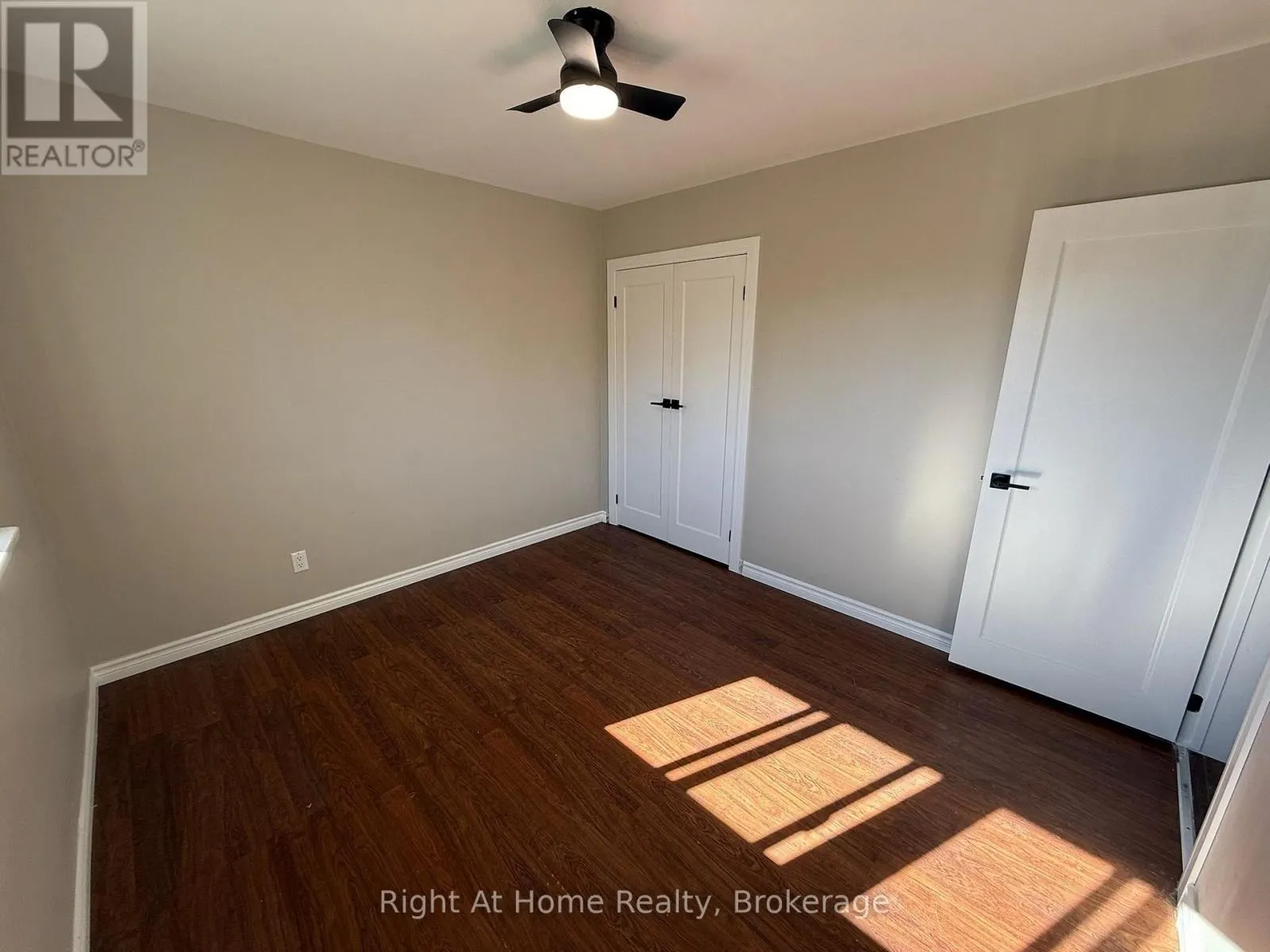 3 - 7 BALMORAL DRIVE #3
