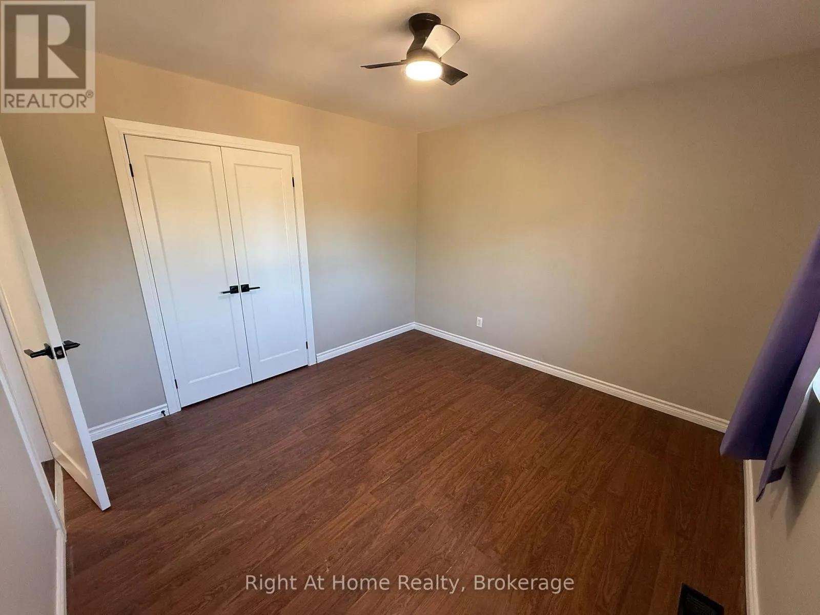 3 - 7 BALMORAL DRIVE #3