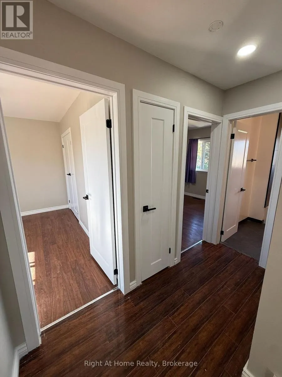 3 - 7 BALMORAL DRIVE #3