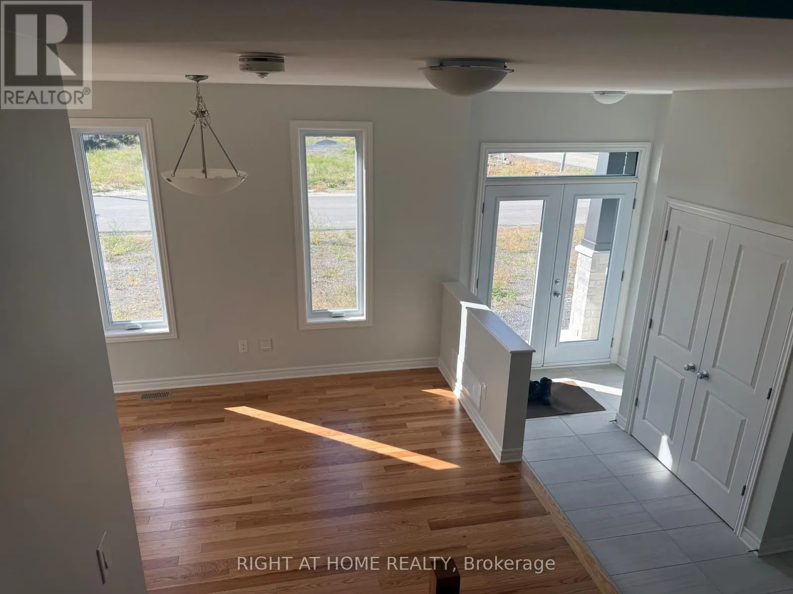 1 FISHER AVENUE W