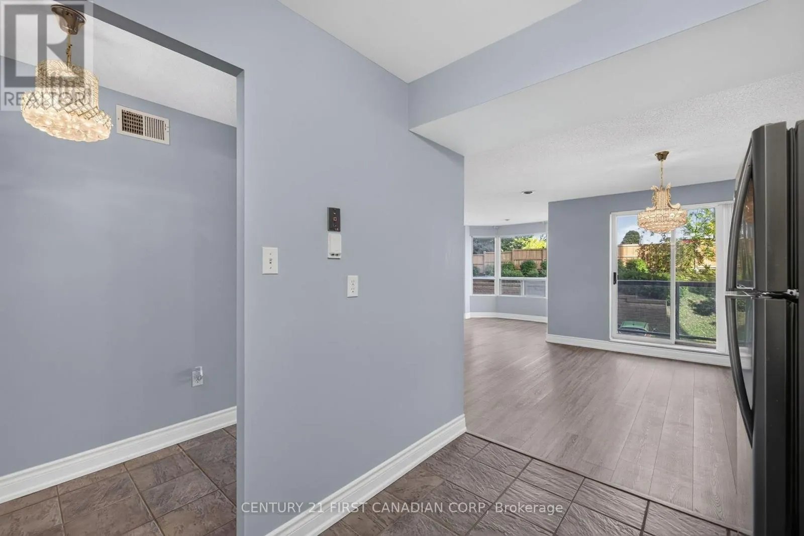 203 - 30 CHAPMAN COURT #203