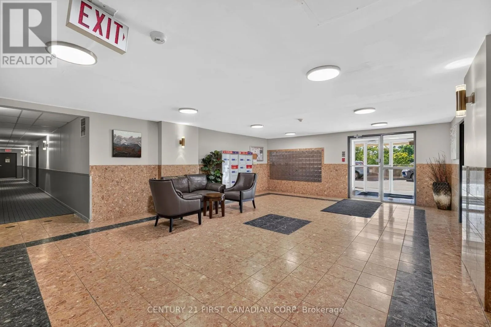 203 - 30 CHAPMAN COURT #203