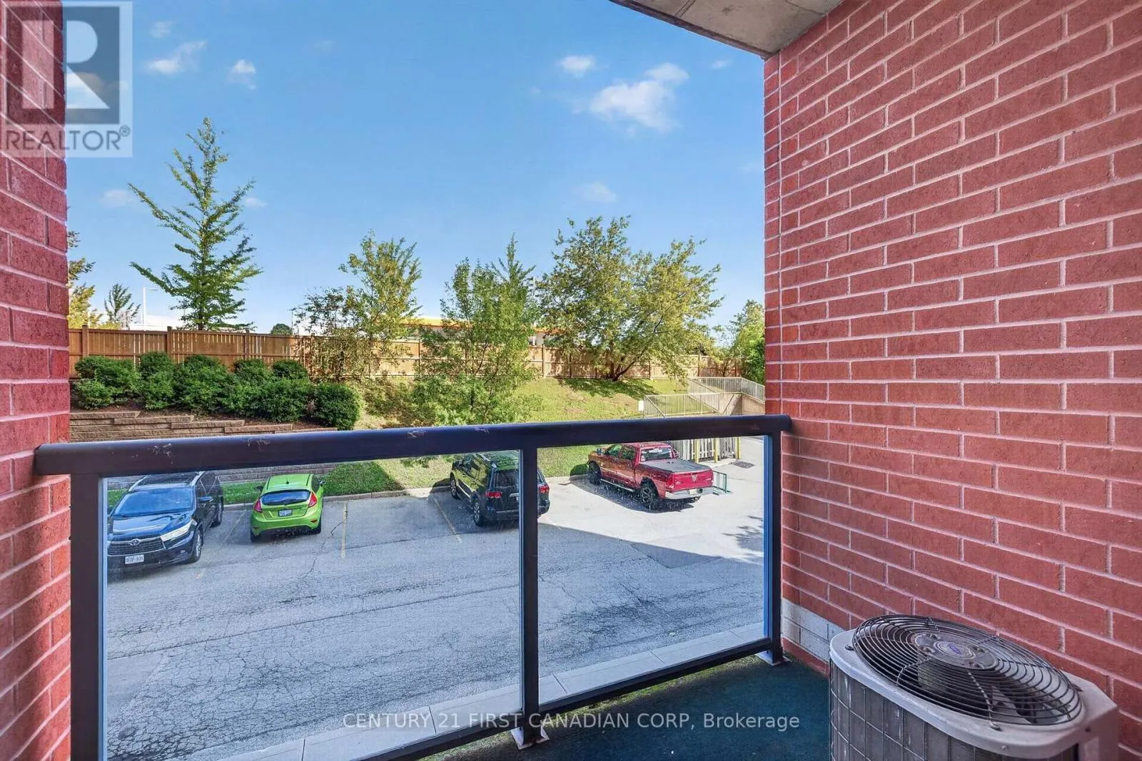 203 - 30 CHAPMAN COURT #203