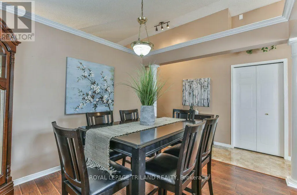 54 BOWCOTT CRESCENT