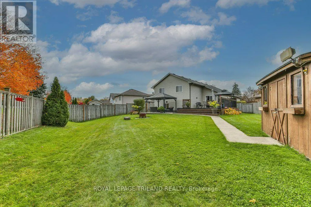 54 BOWCOTT CRESCENT