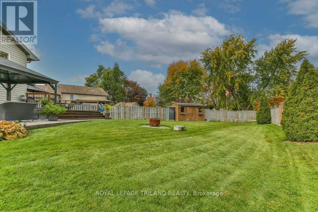 54 BOWCOTT CRESCENT