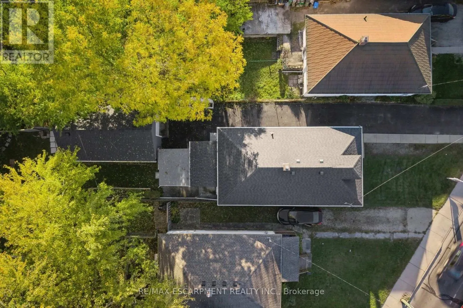 899 HAMILTON ROAD