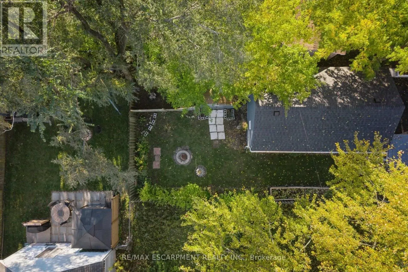 899 HAMILTON ROAD