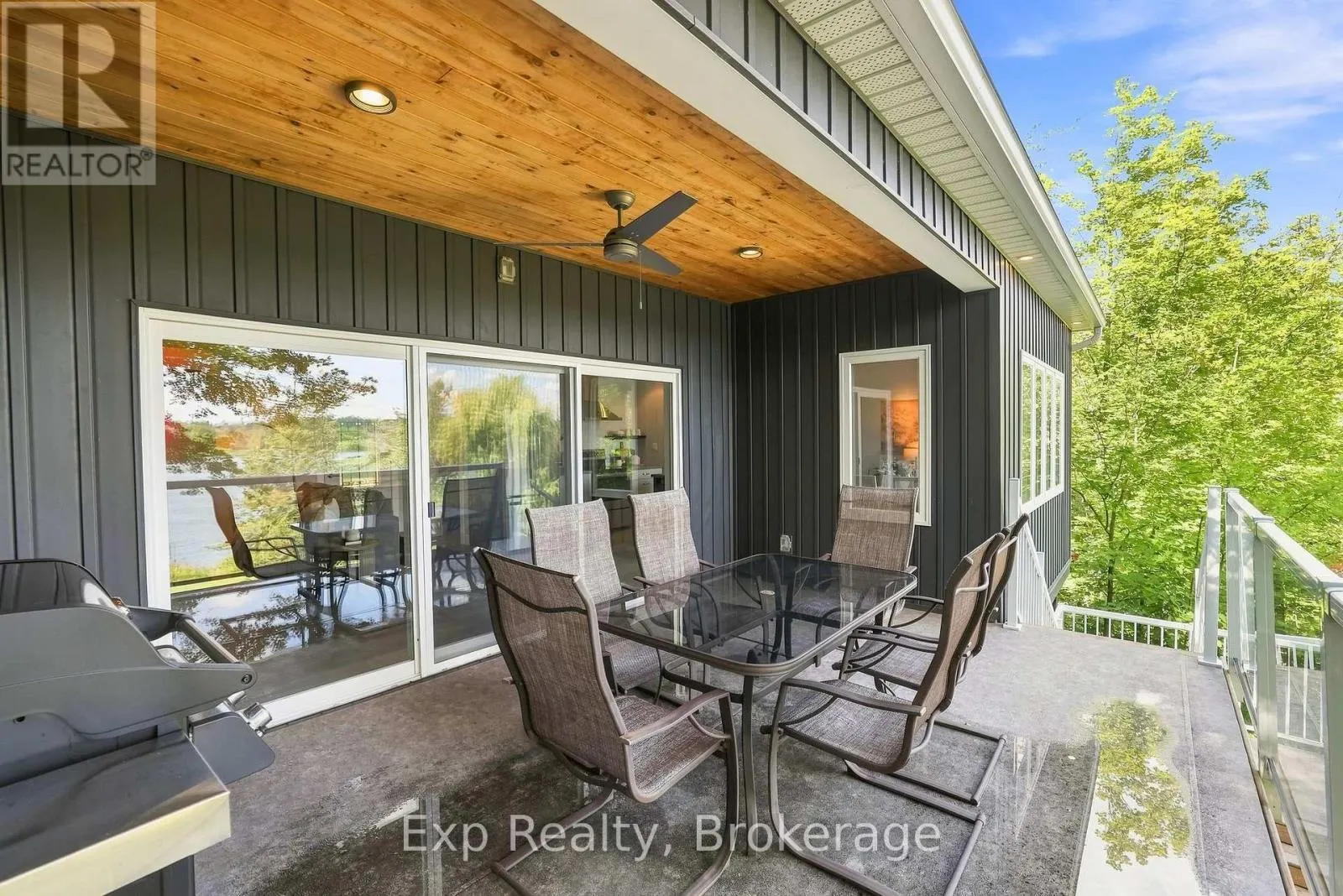 1445 TRENT LANE