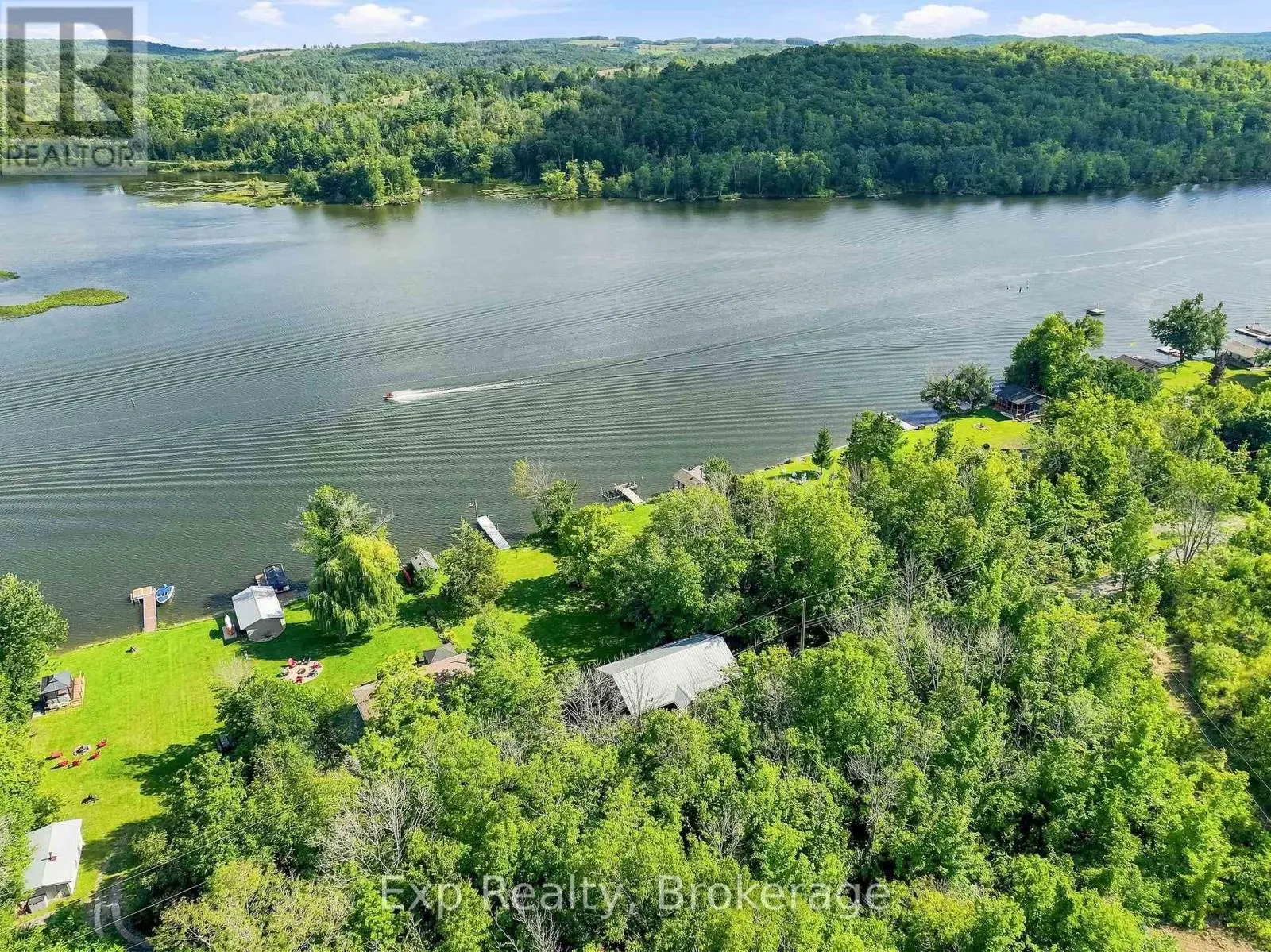 1445 TRENT LANE