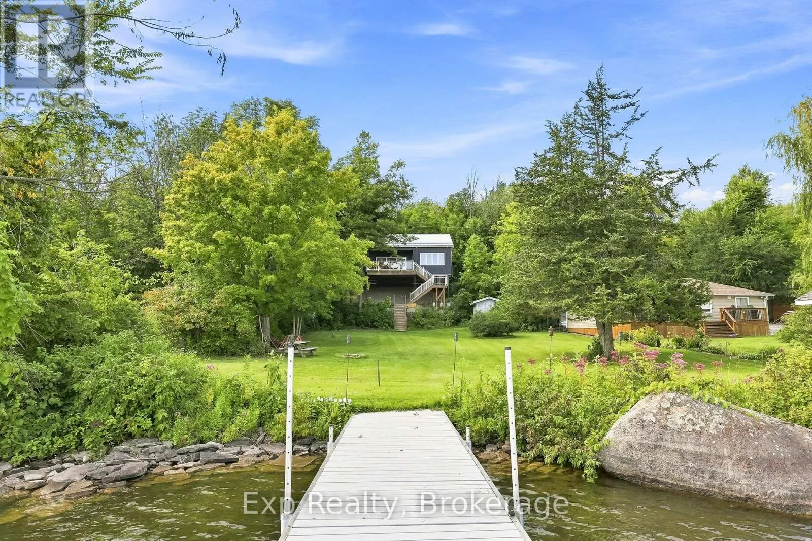 1445 TRENT LANE
