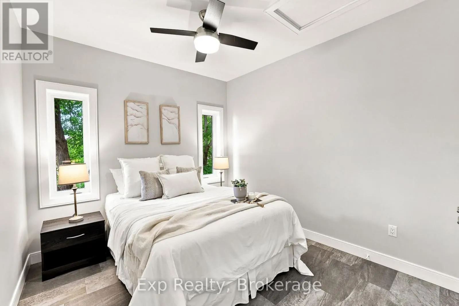 1445 TRENT LANE