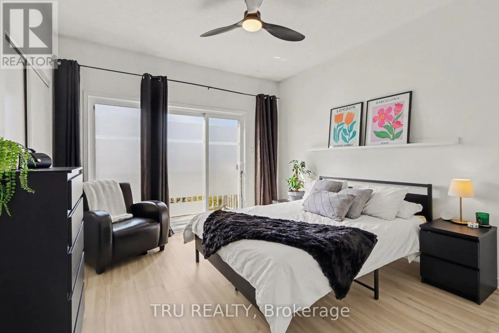 27 - 2595 LONGFIELDS DRIVE