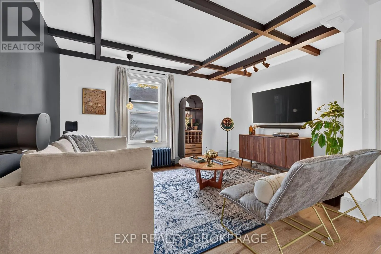 346 RUSSELL STREET