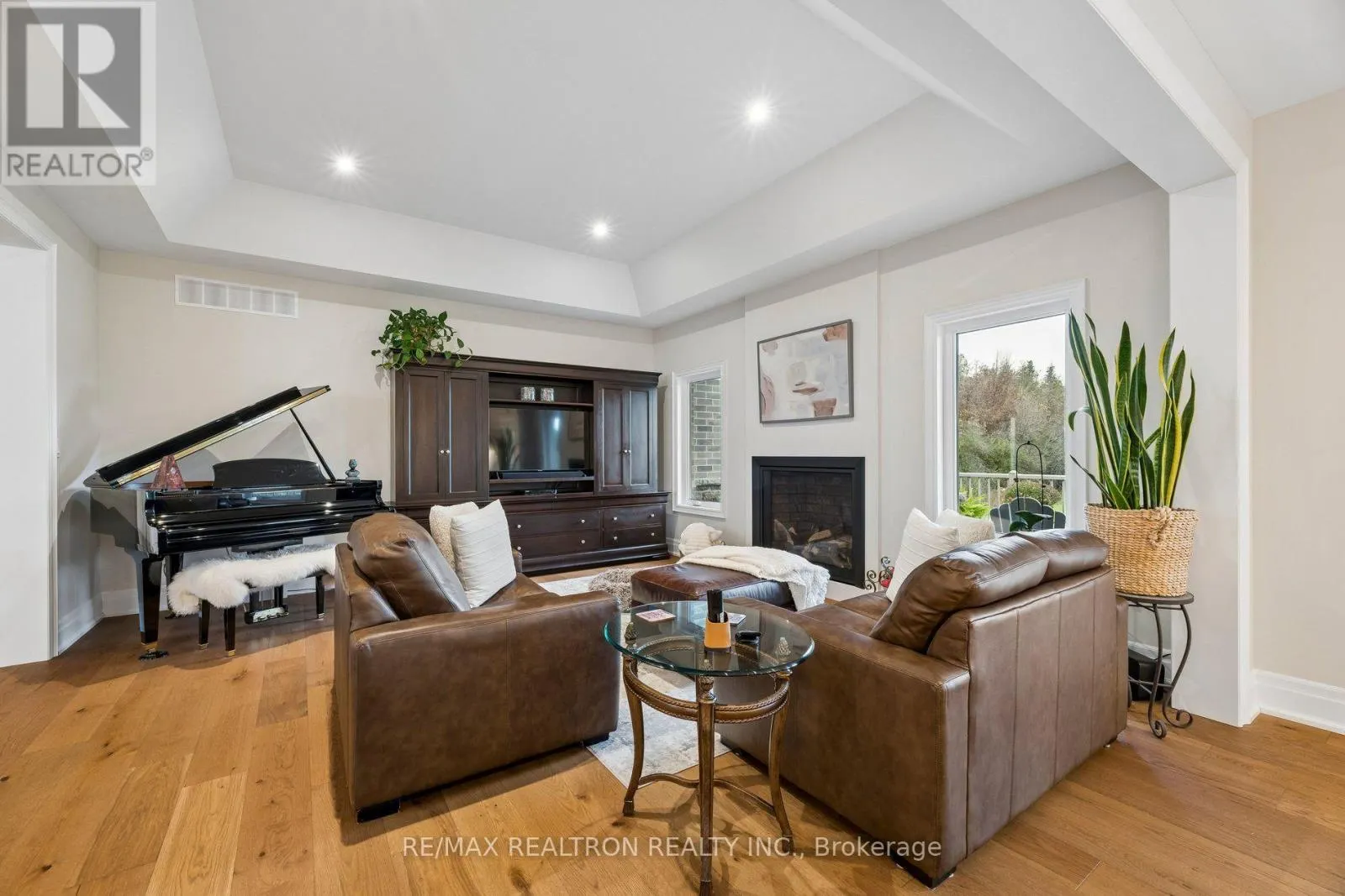 512 RANCH ROAD