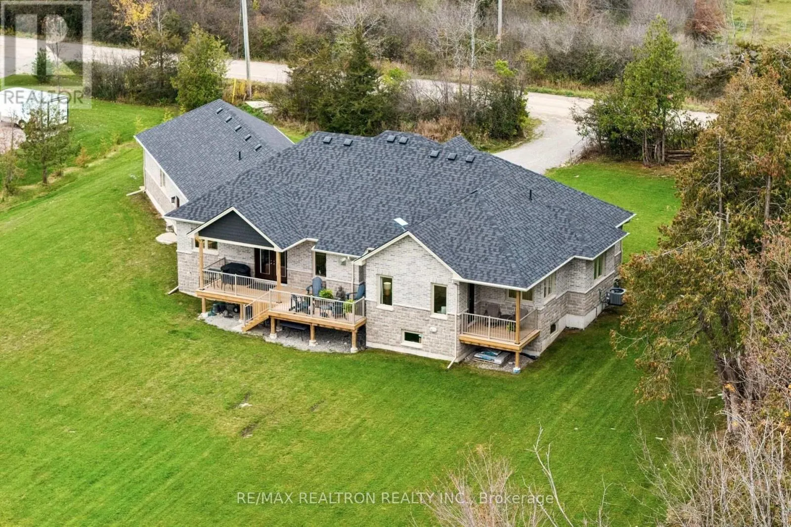 512 RANCH ROAD