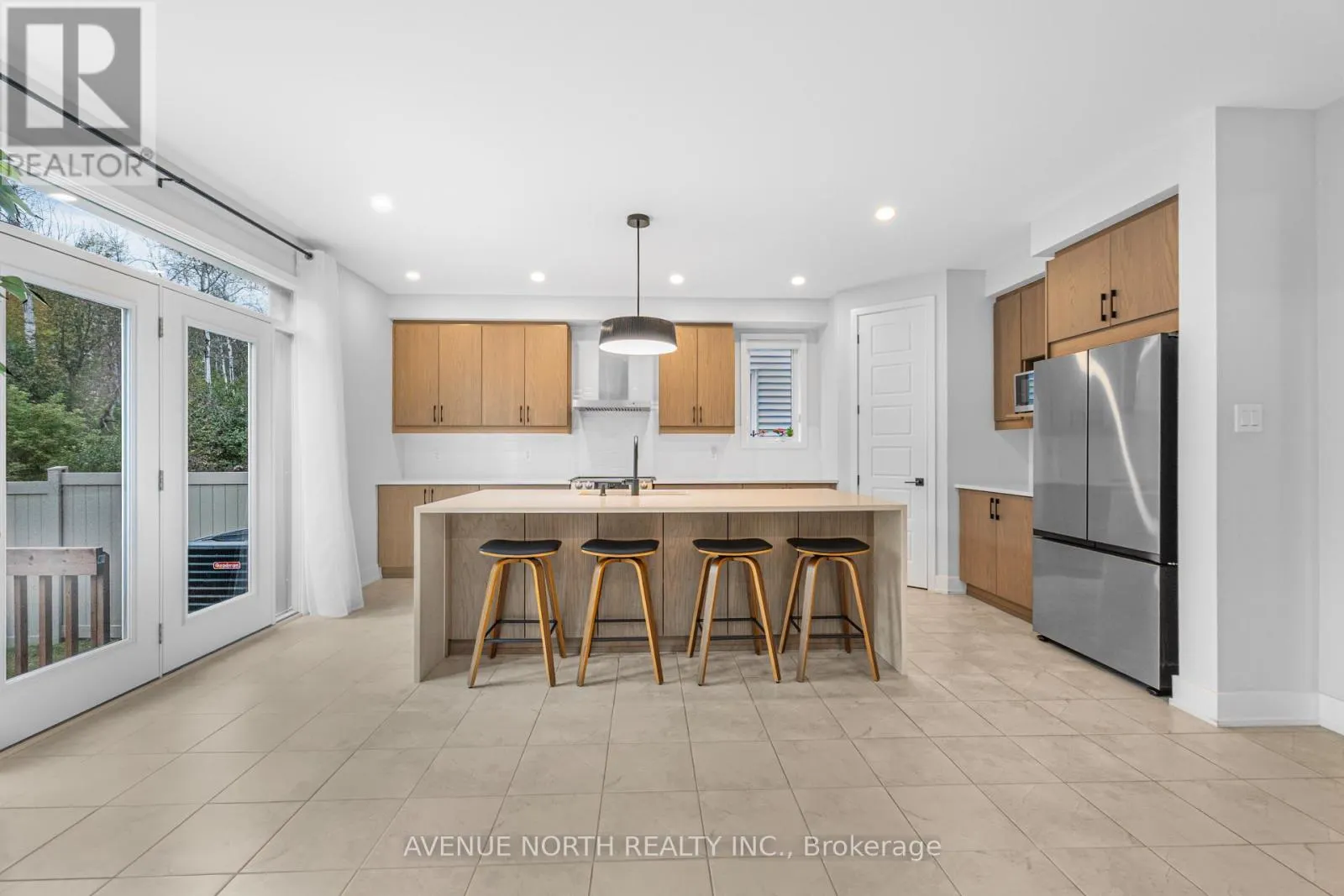 118 GREEN ASH AVENUE