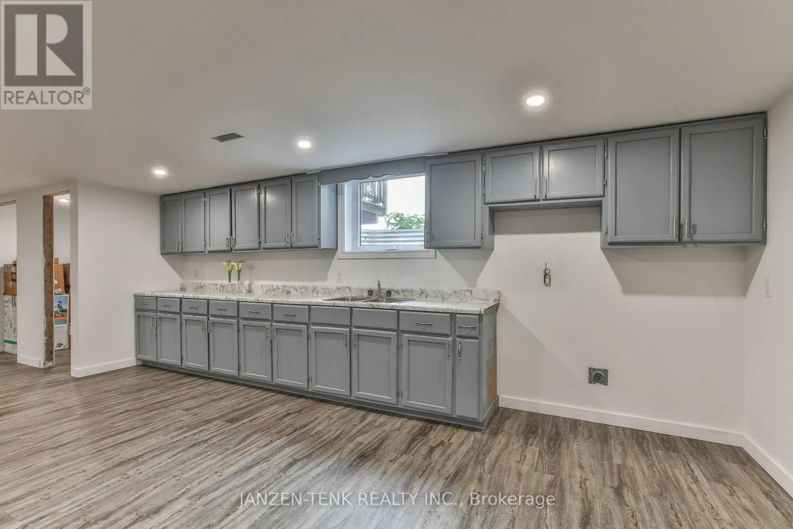 5973 IMPERIAL ROAD