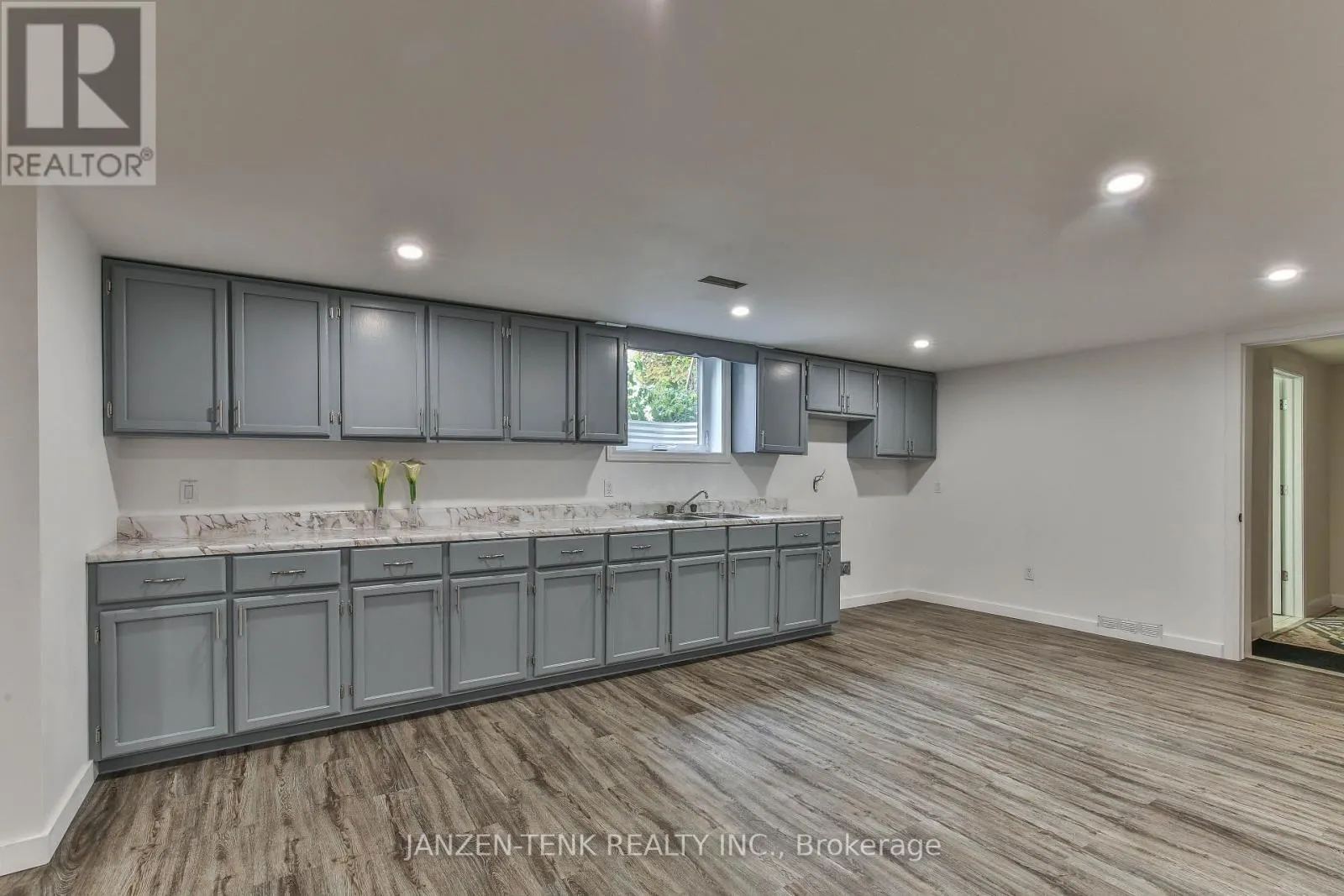 5973 IMPERIAL ROAD