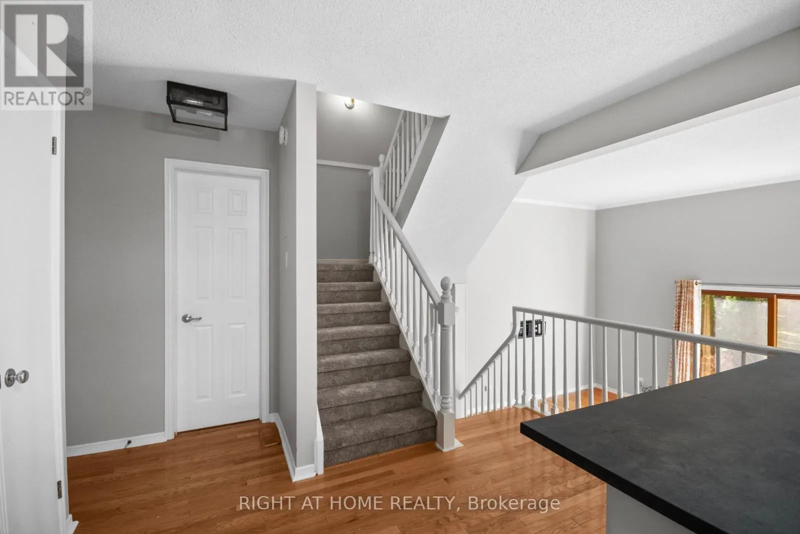 17 - 70 GLENROY ROAD #17