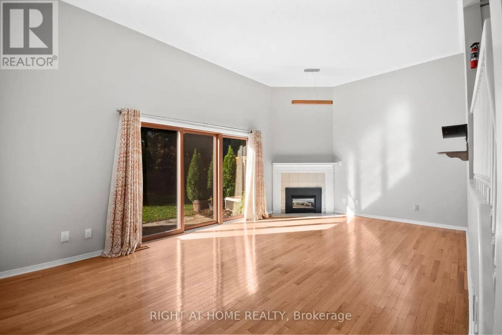 17 - 70 GLENROY ROAD #17