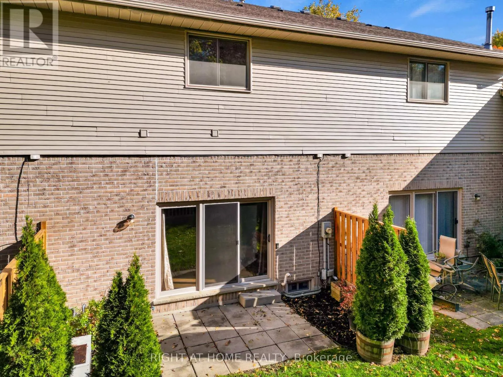17 - 70 GLENROY ROAD #17