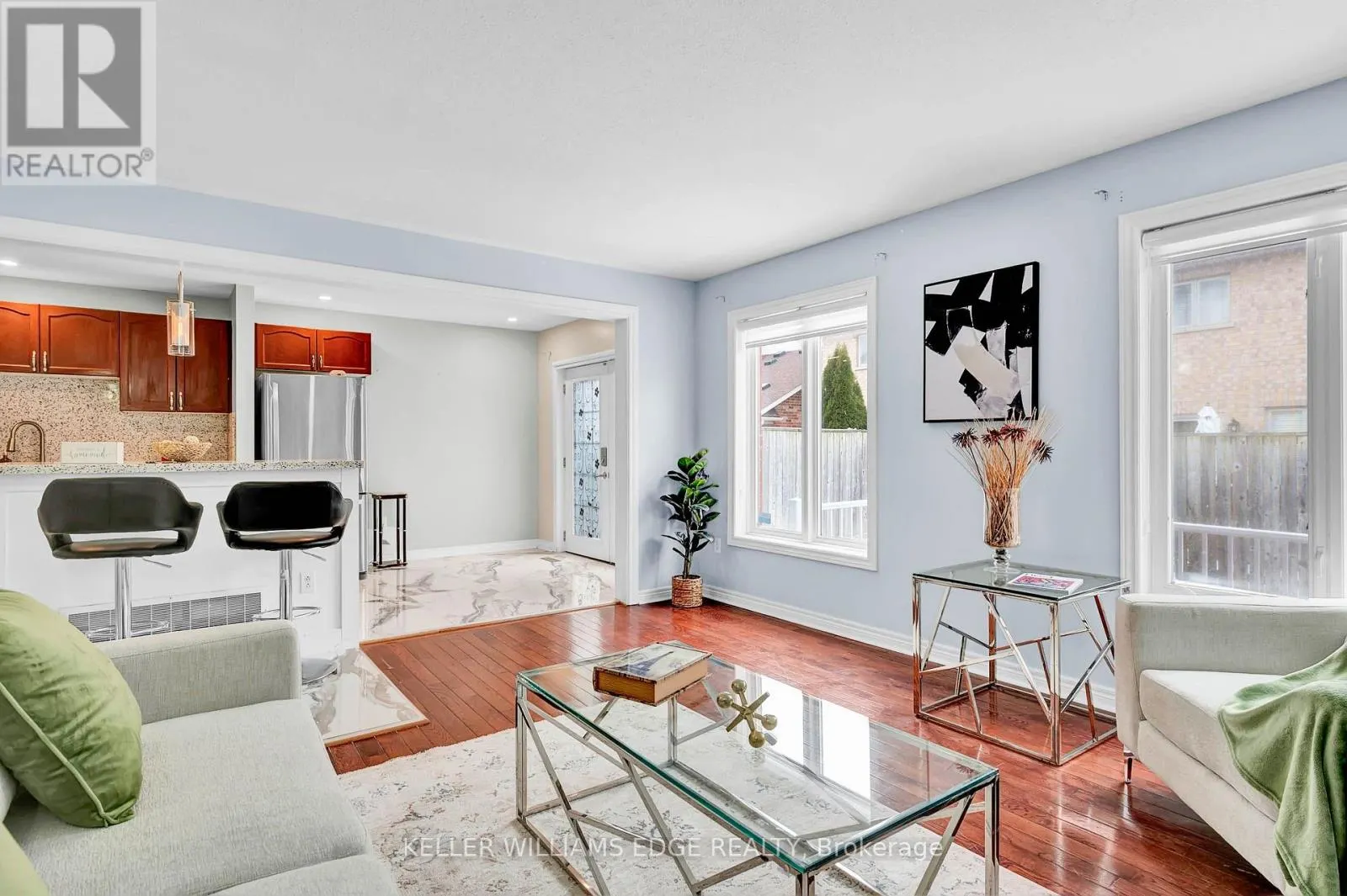 ROOM #1 - 91 YOUNG CRESCENT