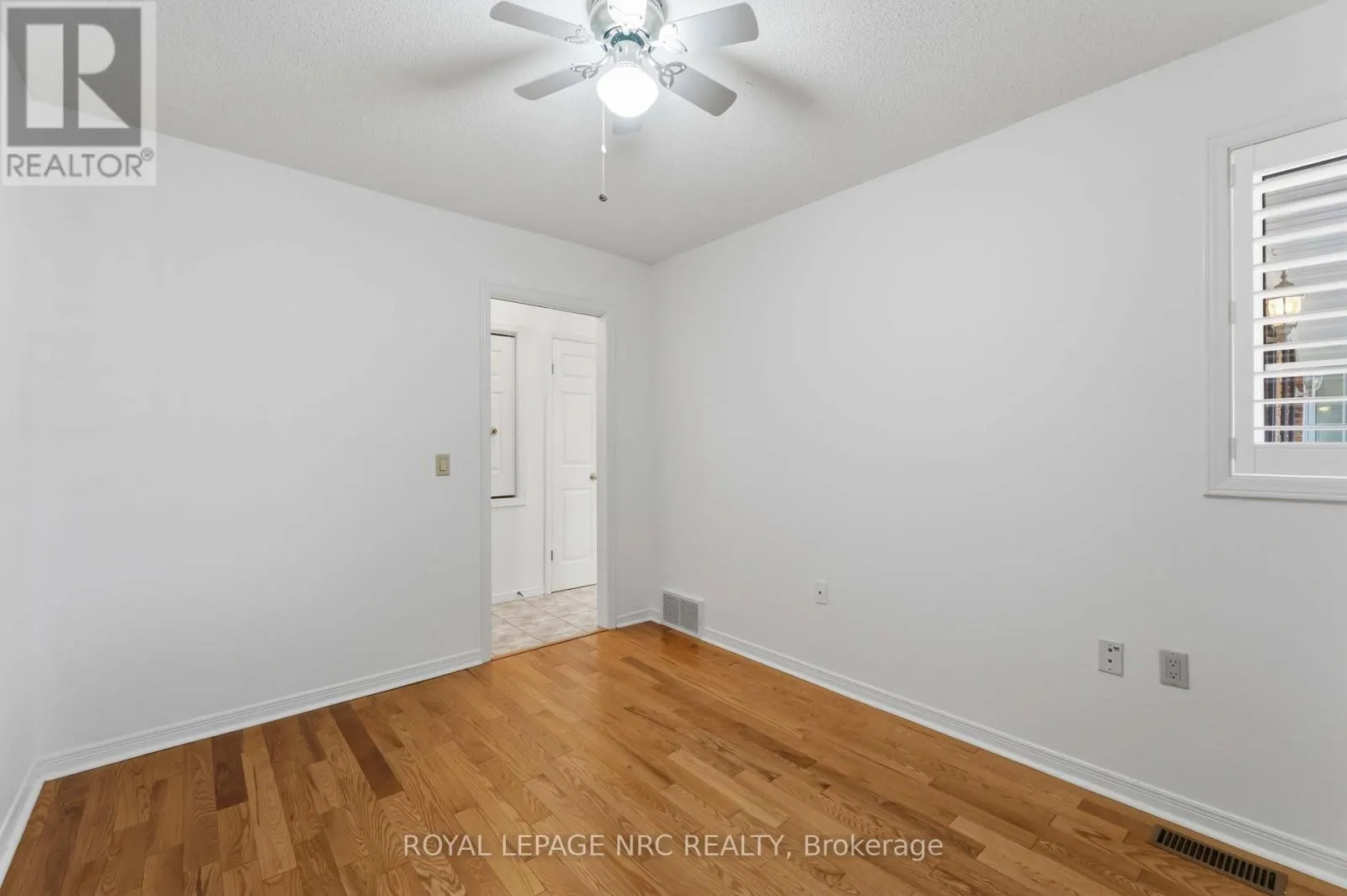 4112 APPLE BLOSSOM LANE