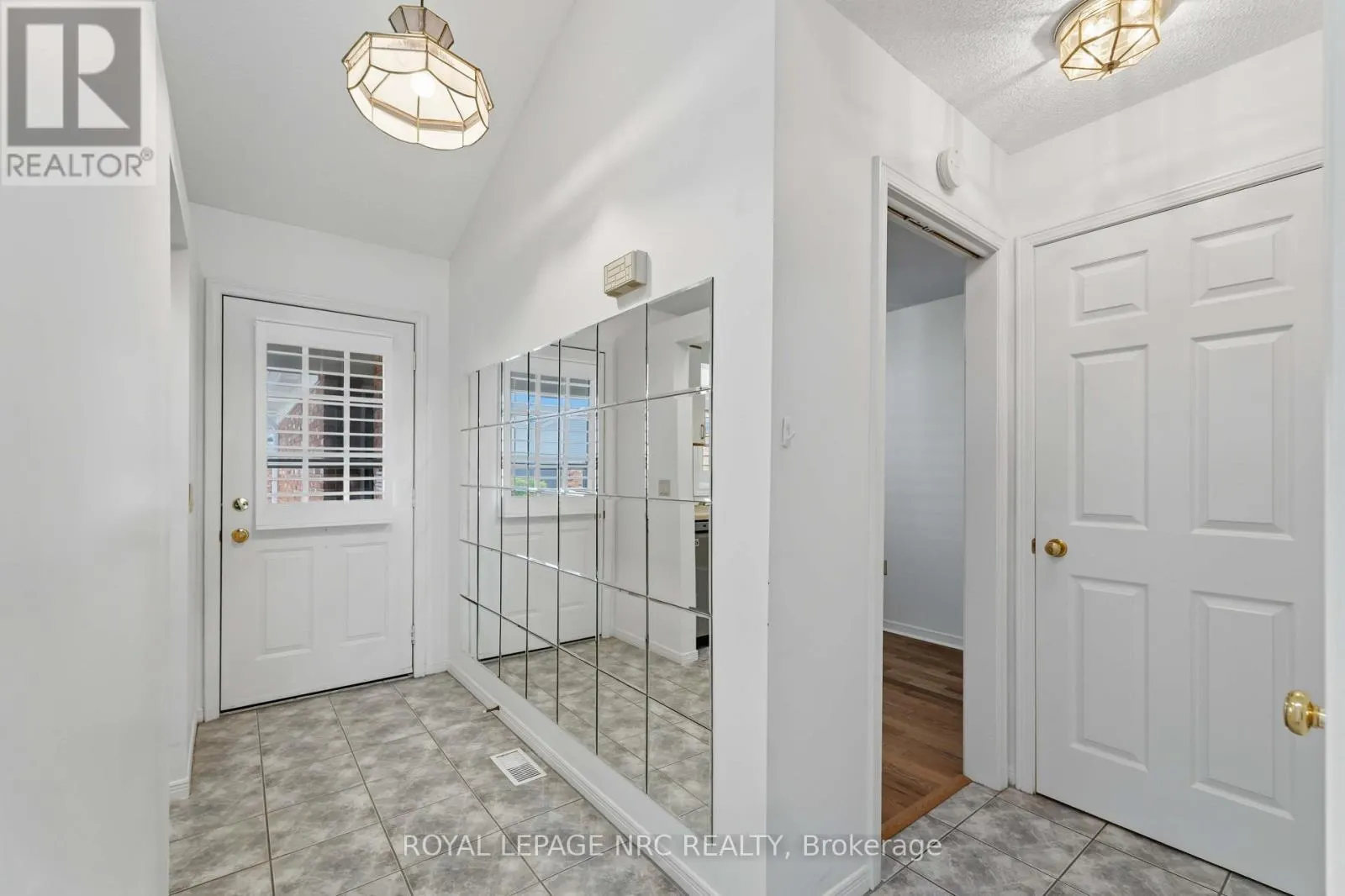 4112 APPLE BLOSSOM LANE