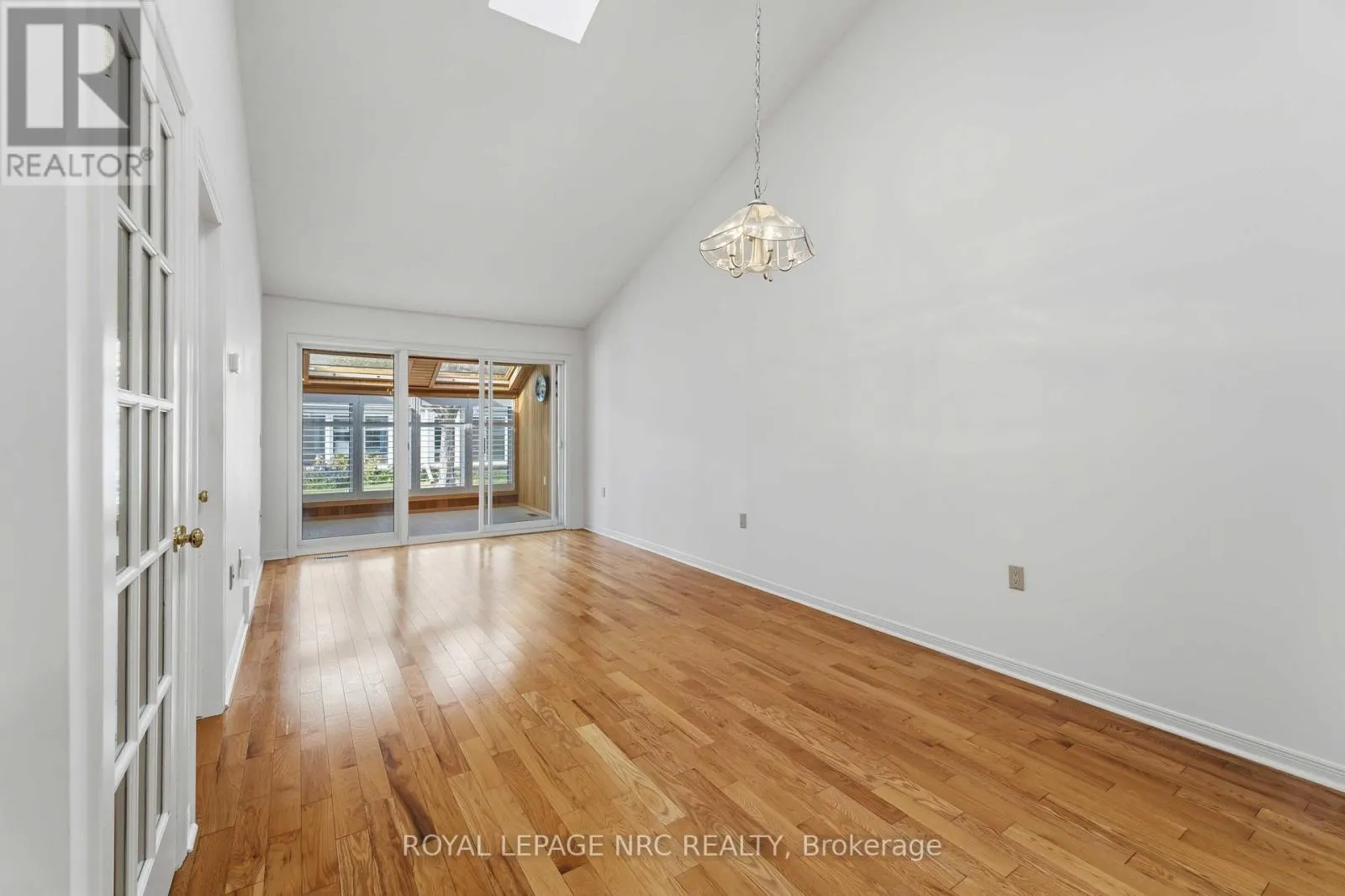 4112 APPLE BLOSSOM LANE