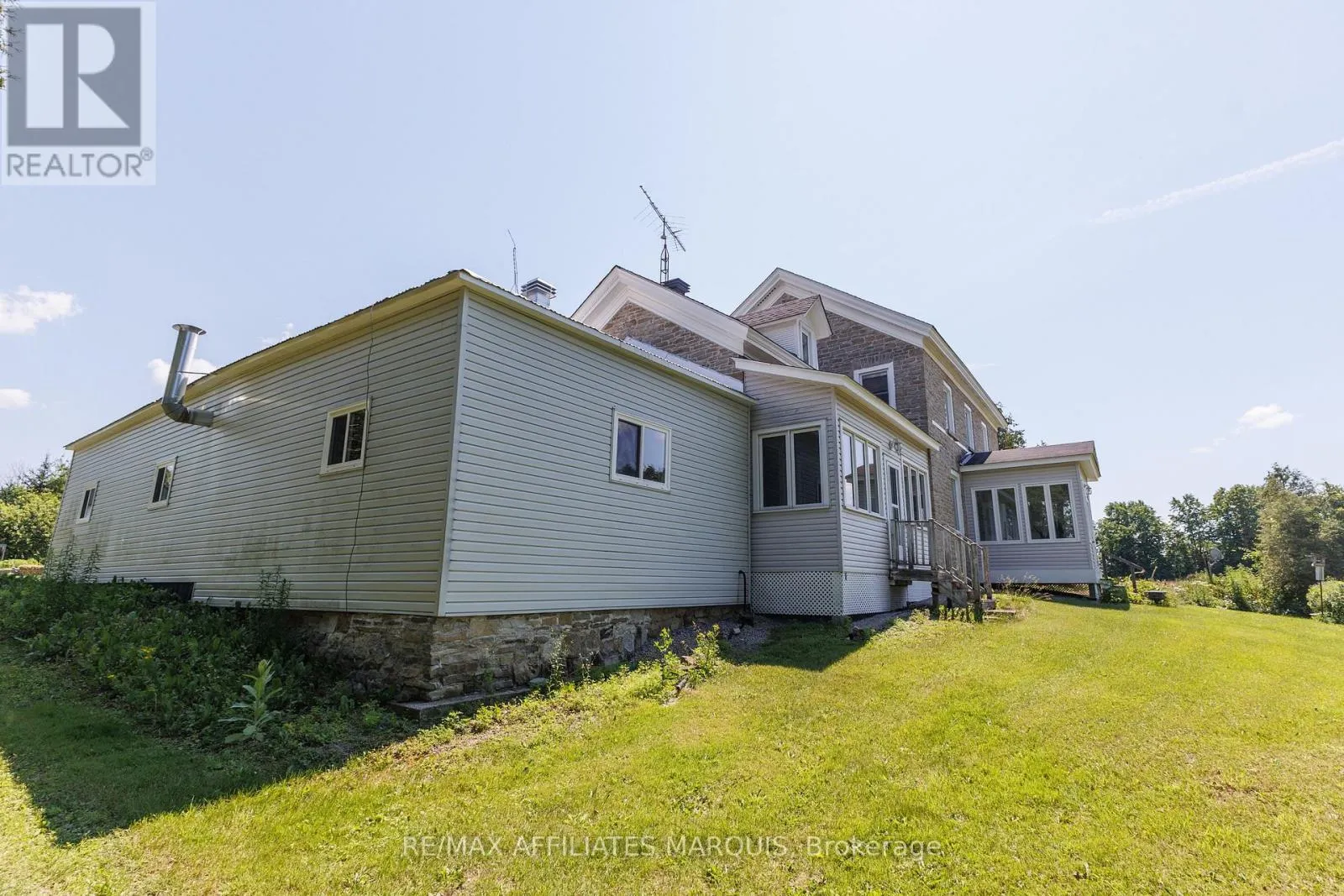 7105 ADAMS ROAD