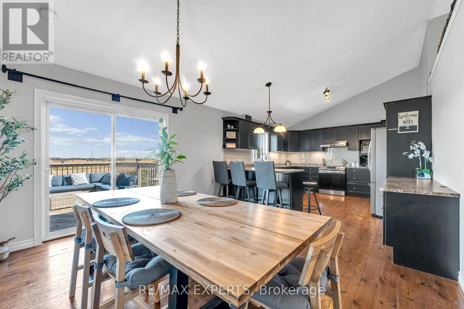 475481 COUNTY ROAD 11