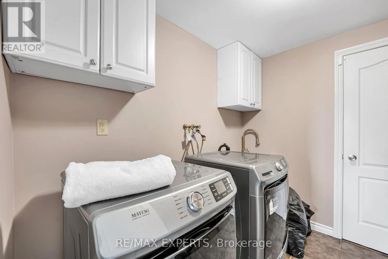 475481 COUNTY ROAD 11