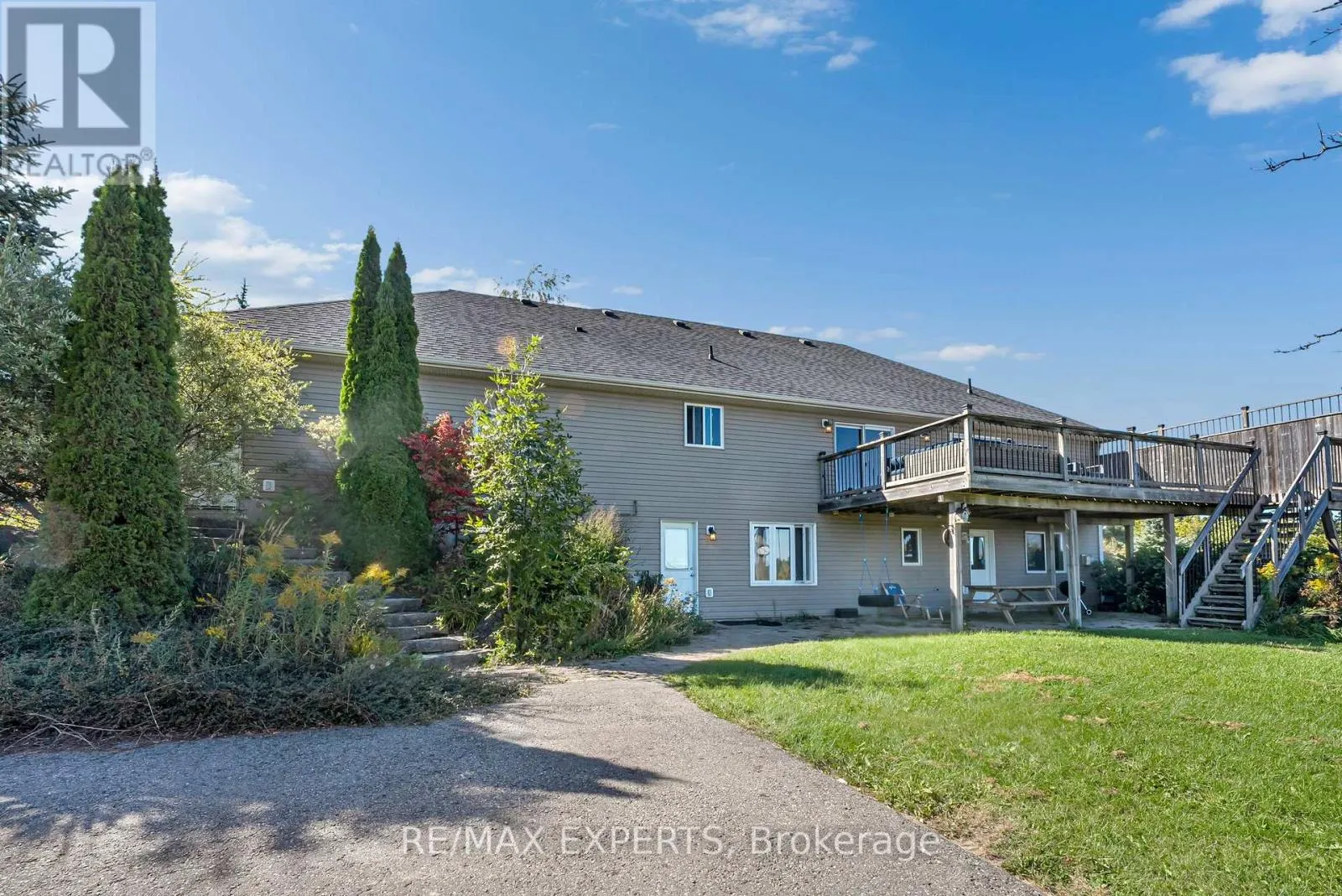 475481 COUNTY ROAD 11