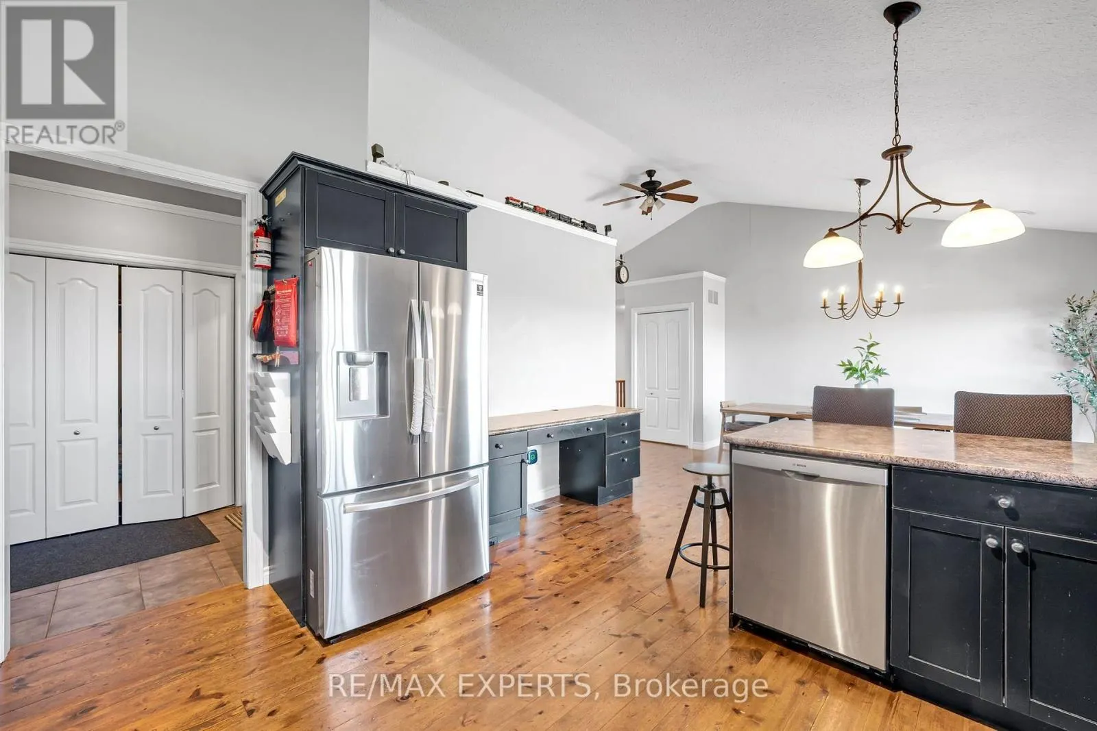 475481 COUNTY ROAD 11