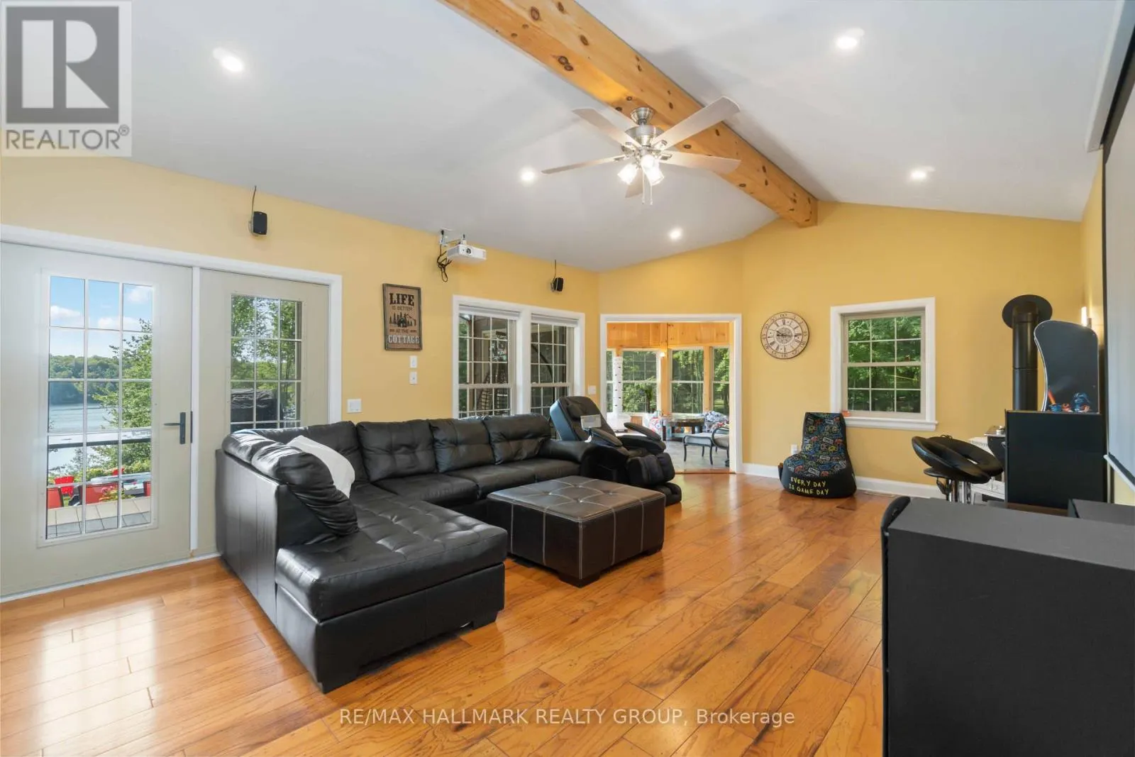 4769I BRITON HOUGHTON BAY ROAD