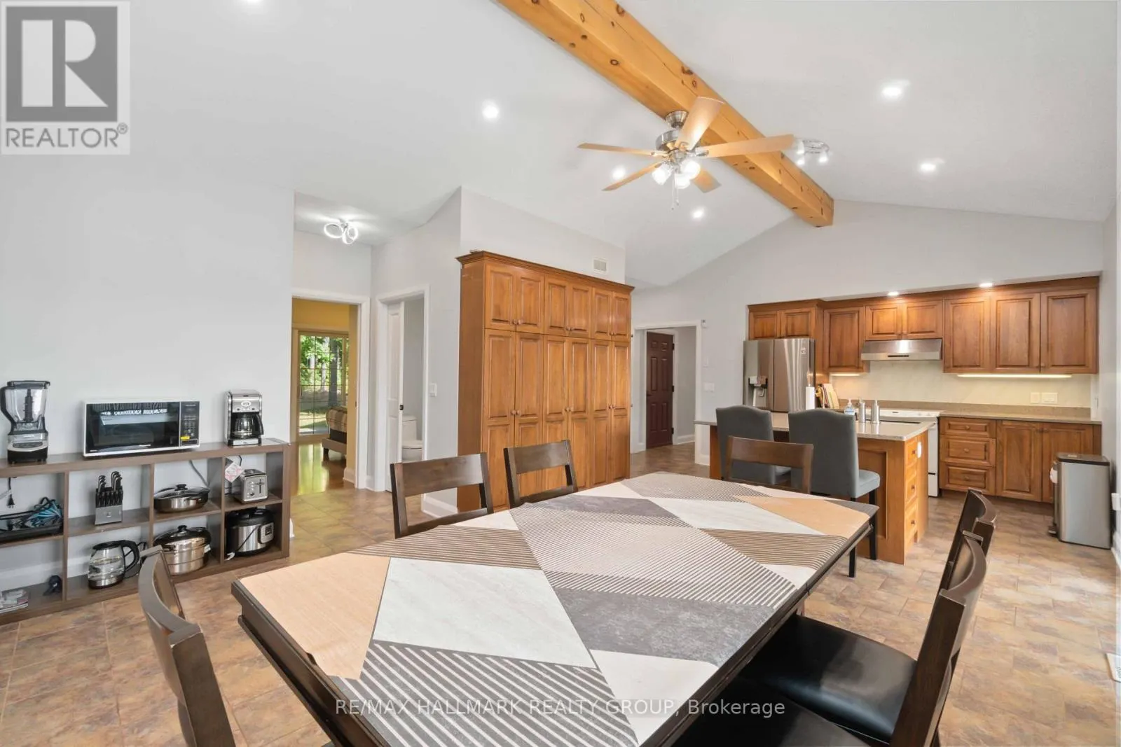 4769I BRITON HOUGHTON BAY ROAD