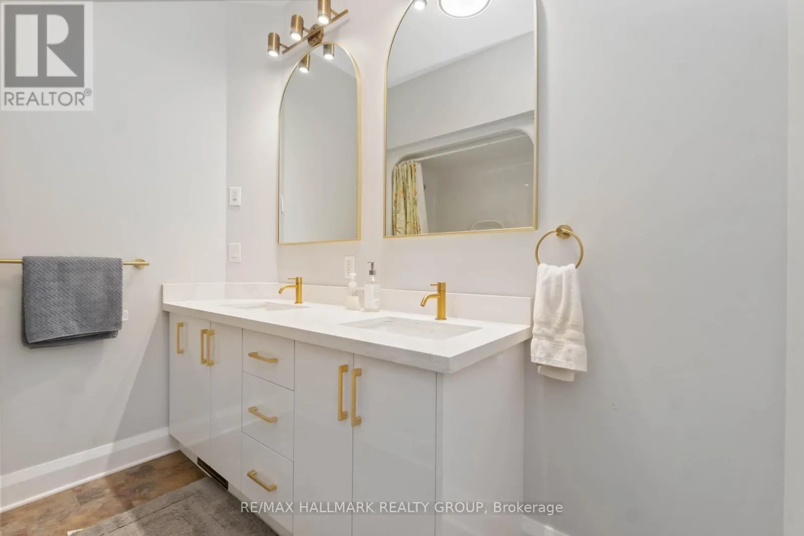 4769I BRITON HOUGHTON BAY ROAD