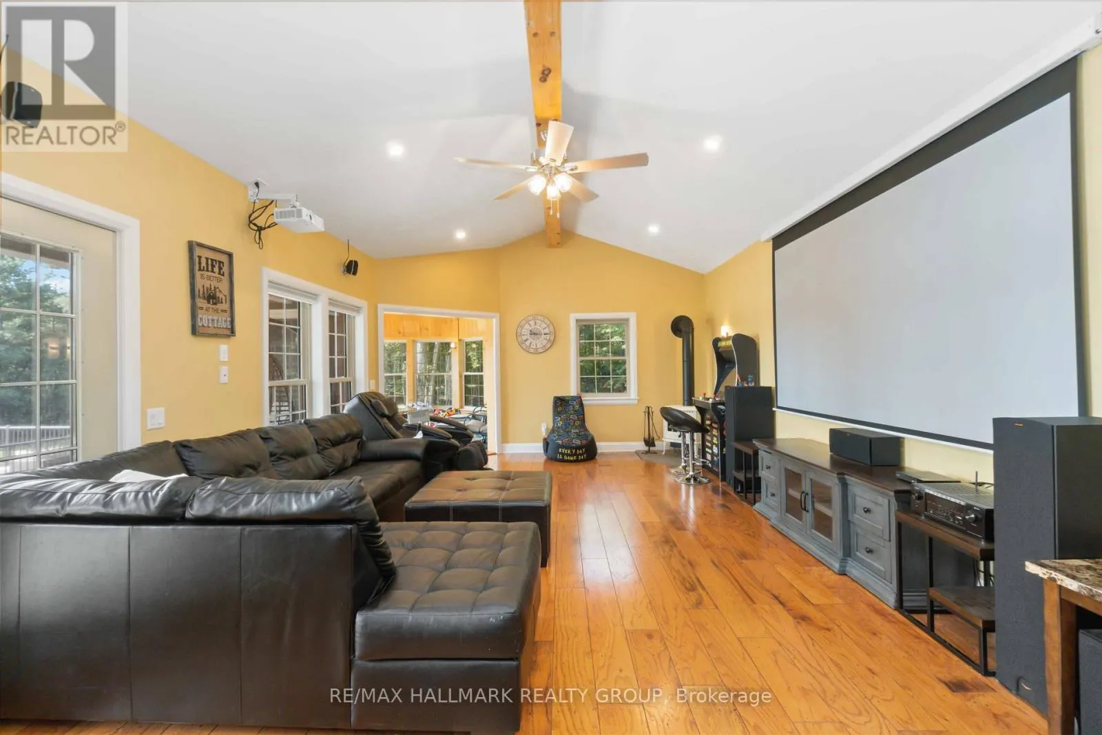 4769I BRITON HOUGHTON BAY ROAD