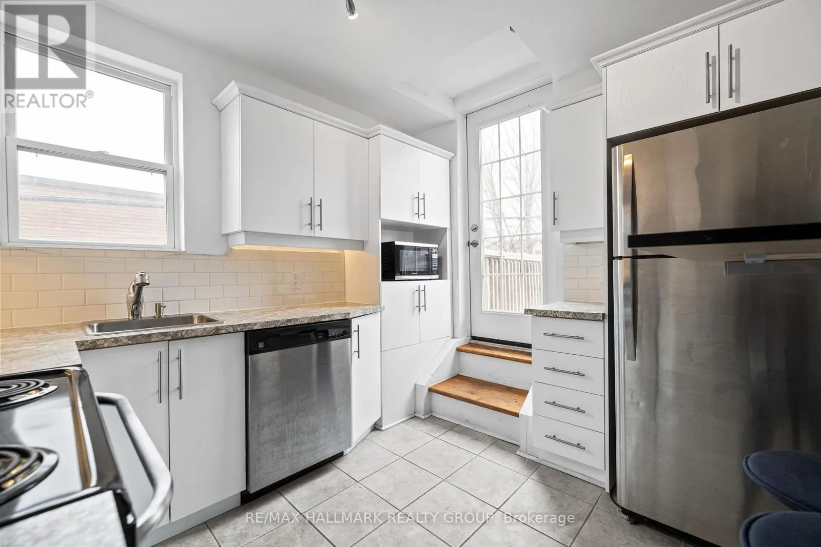 UNIT #2 - 172 COBOURG STREET