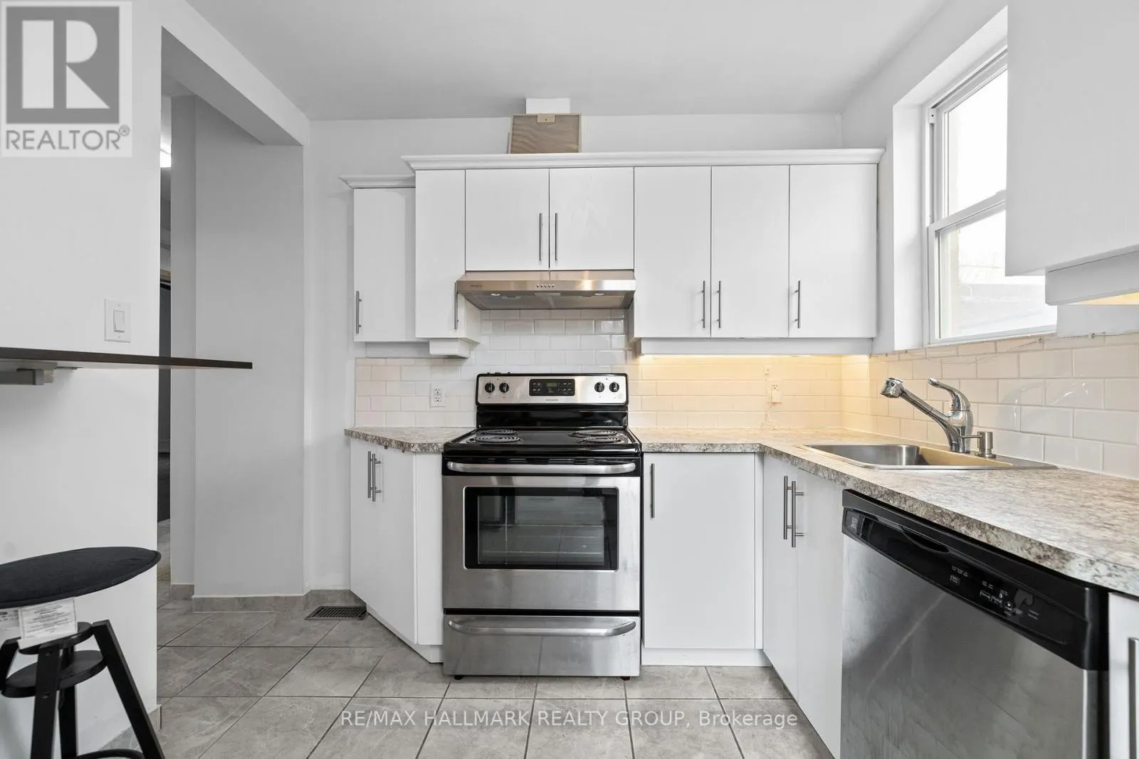 UNIT #2 - 172 COBOURG STREET