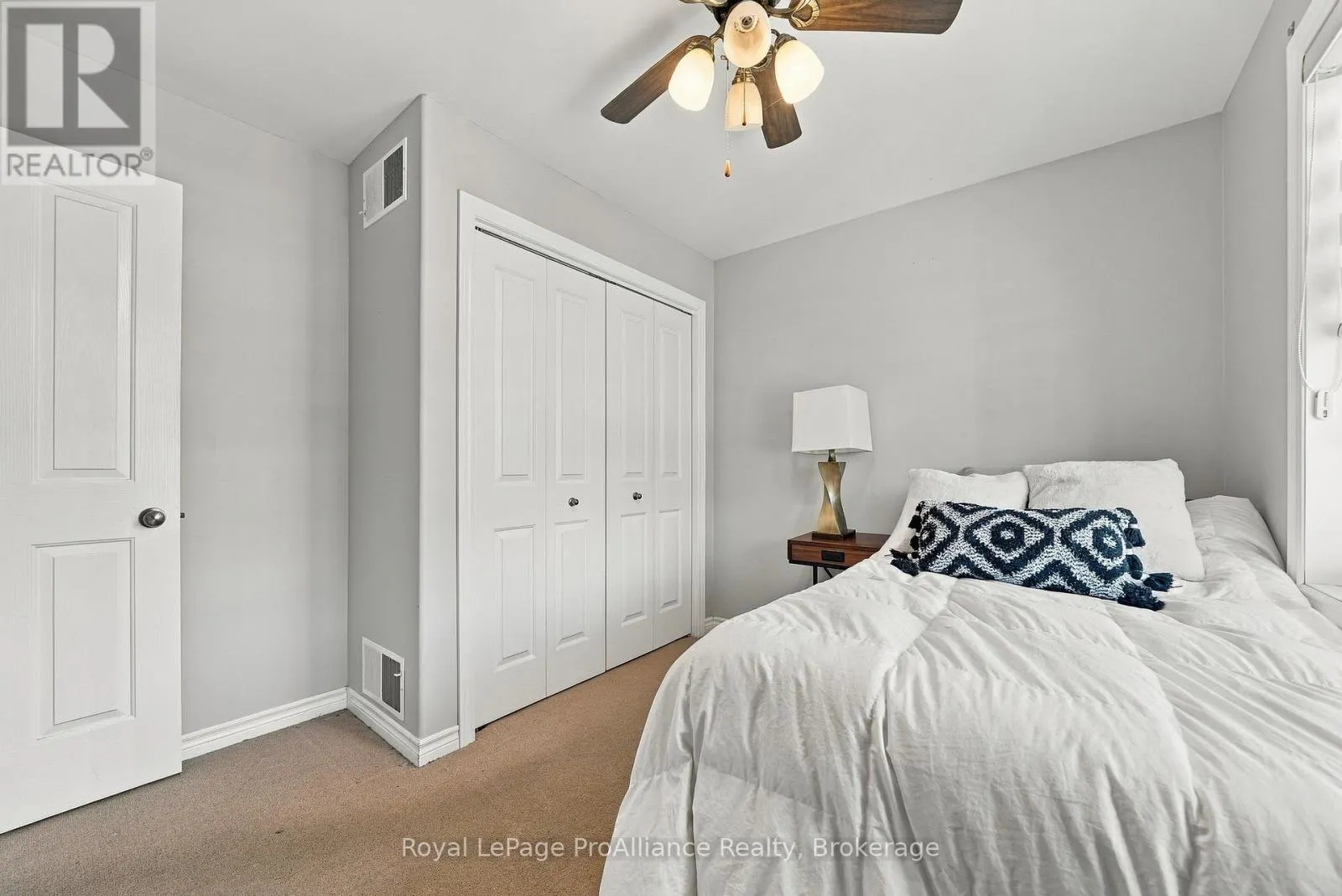 102 - 4 DOCKSIDE LANE #102