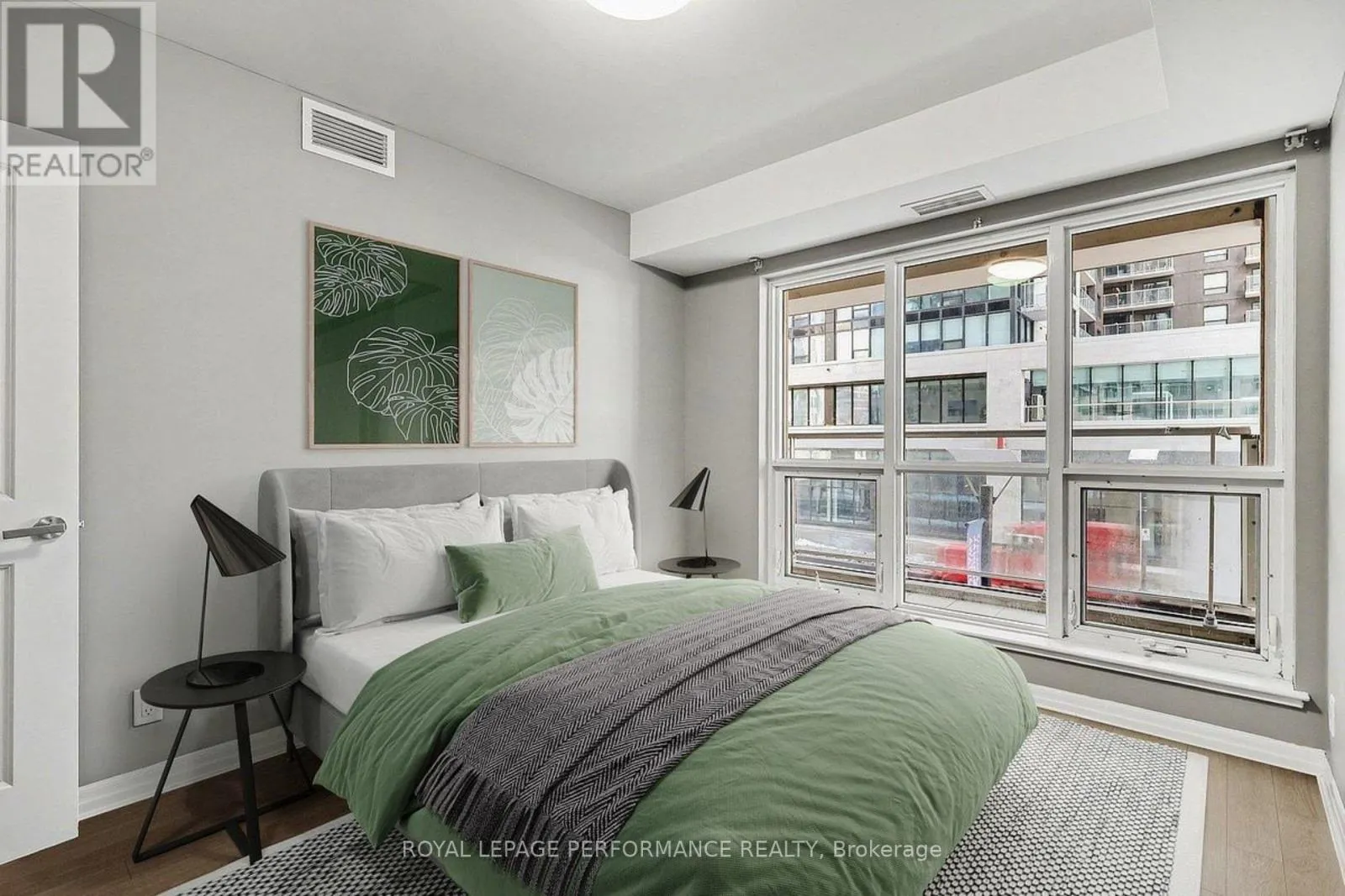 204 - 242 RIDEAU STREET