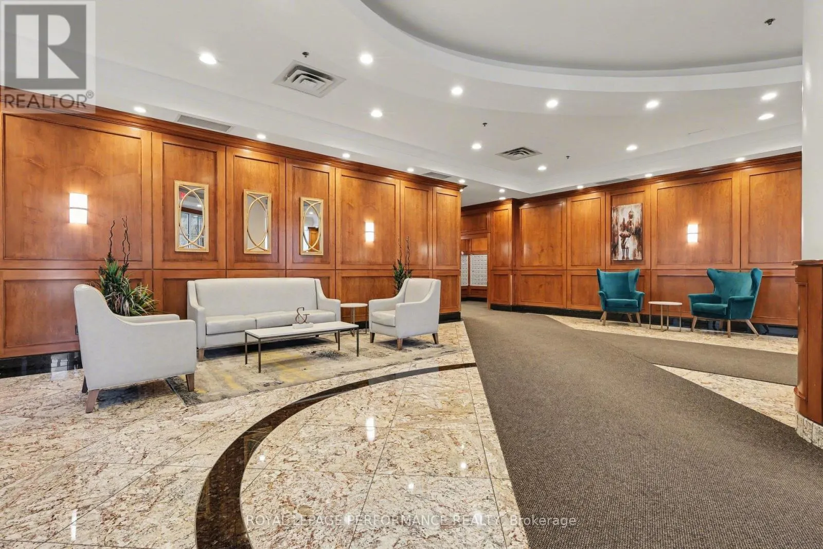 204 - 242 RIDEAU STREET