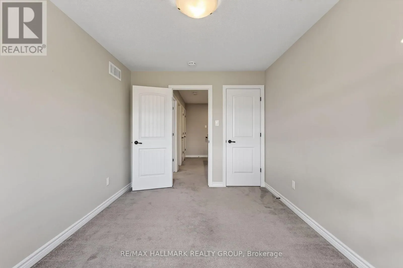 238 HALYARD WAY