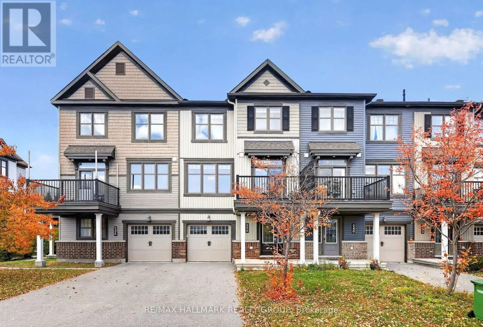 238 HALYARD WAY
